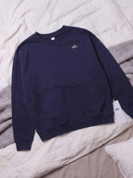 Alo Yoga Sweaters - Alo Yoga Accolade Crew Neck Pullover Navy Blue [Size S]